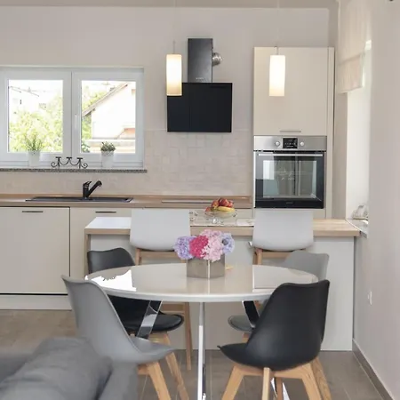 With A Parking Space Valbandon, - 9708 Apartment